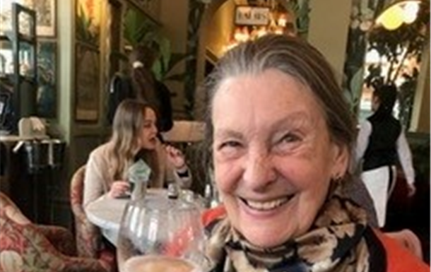 Suzanne Drew